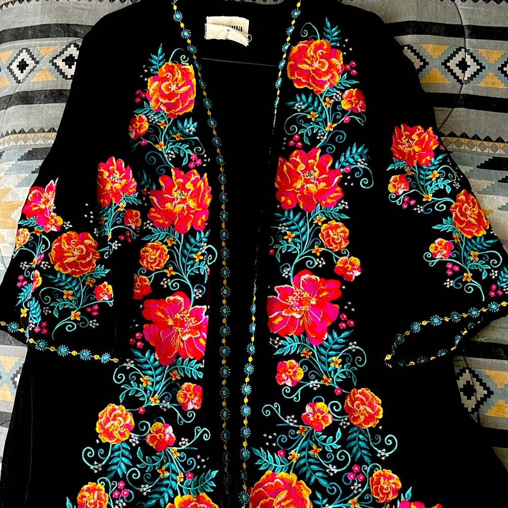 Savannah Jane Short Sleeve Kimono